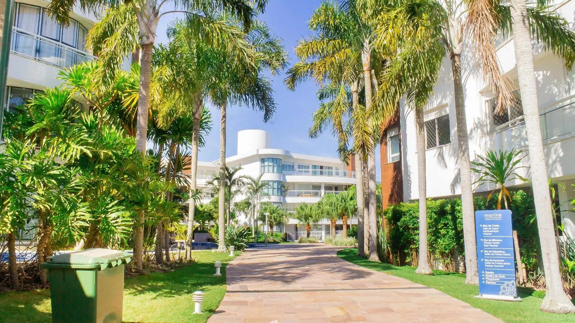 Mhe - Apartamentos Proximos A Praia Floripa/Sc Флорианополис 0*,  Бразилия