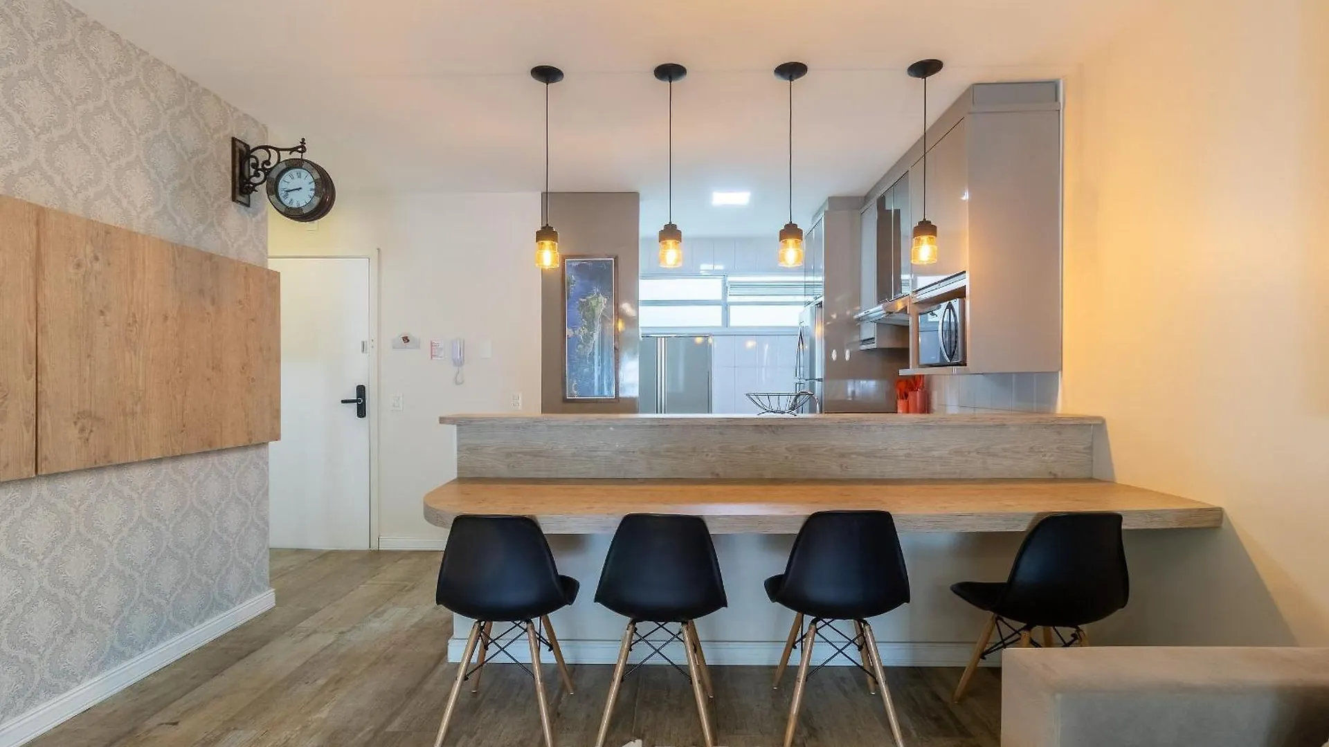Mhe - Apartamentos Proximos A Praia Floripa/Sc Флорианополис 0*,  Бразилия