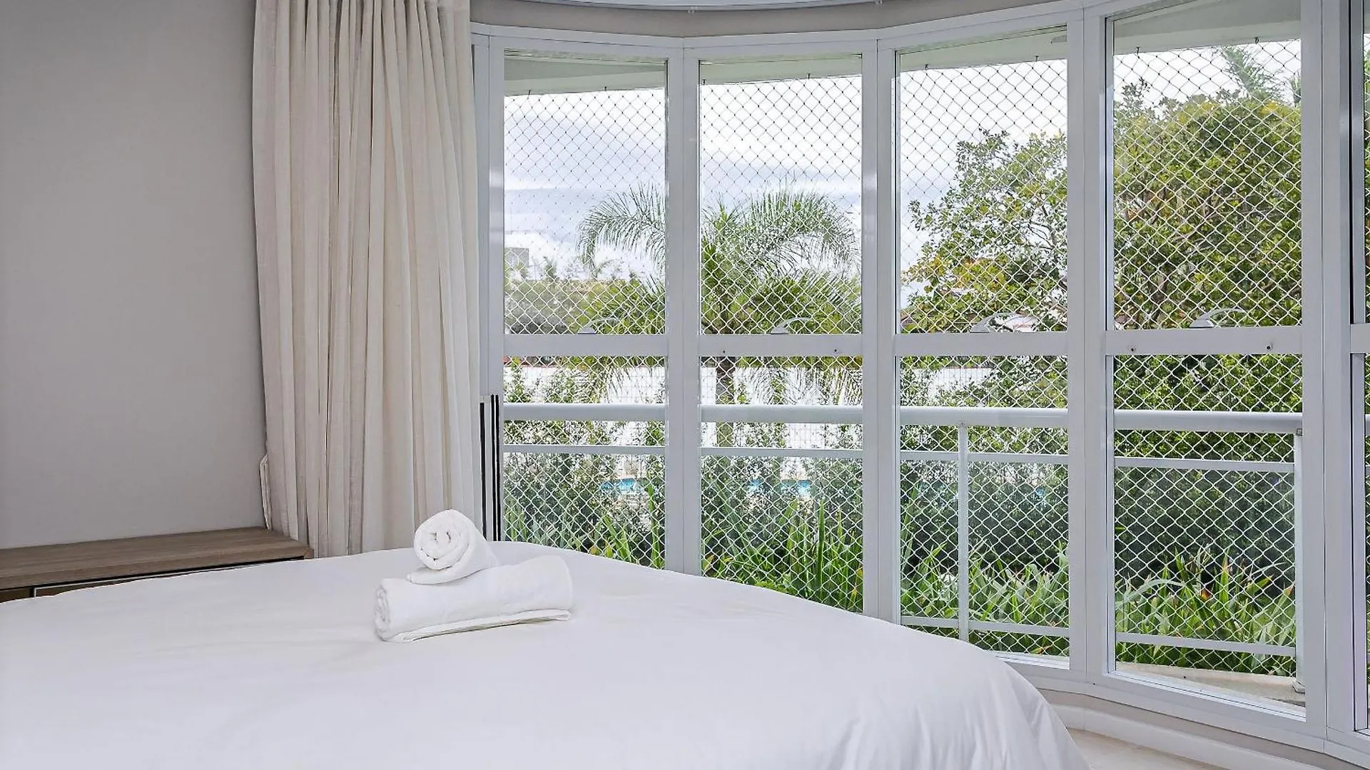 Mhe - Apartamentos Proximos A Praia Floripa/Sc Florianópolis Brasil
