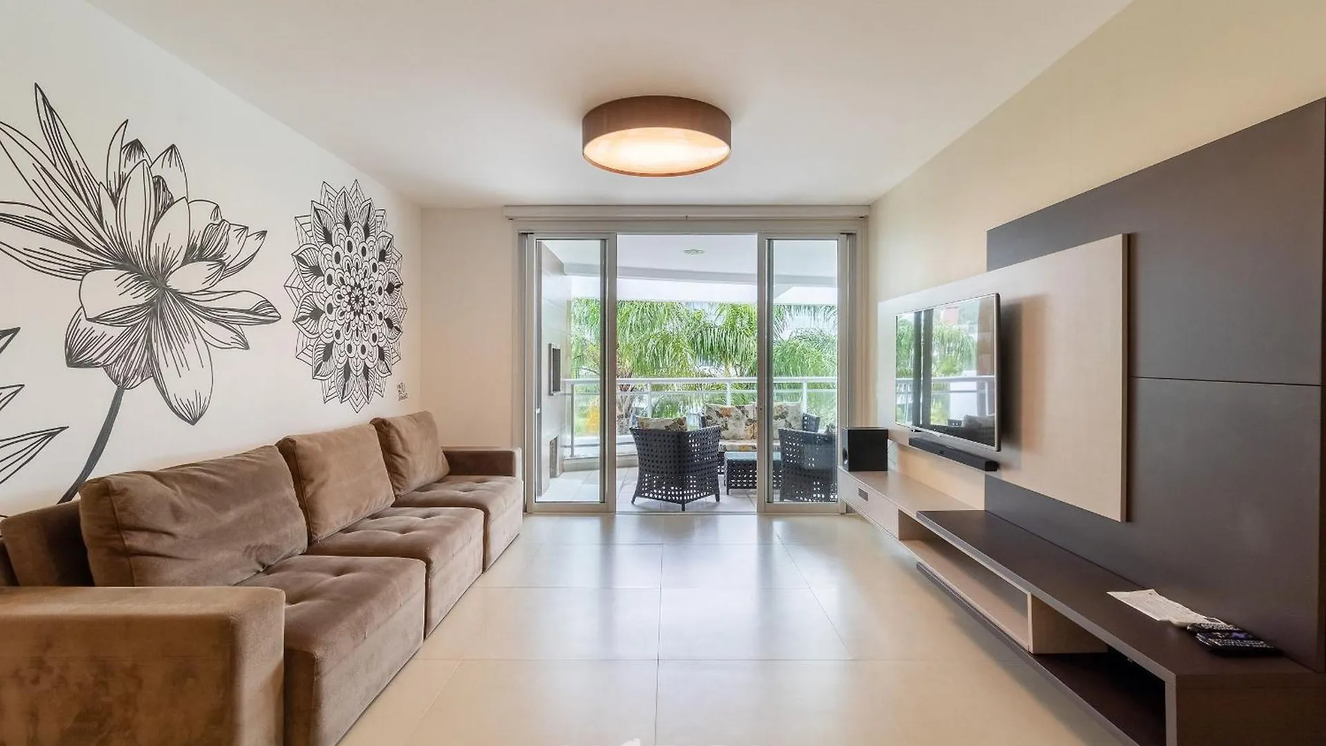 Mhe - Apartamentos Proximos A Praia Floripa/Sc Florianópolis