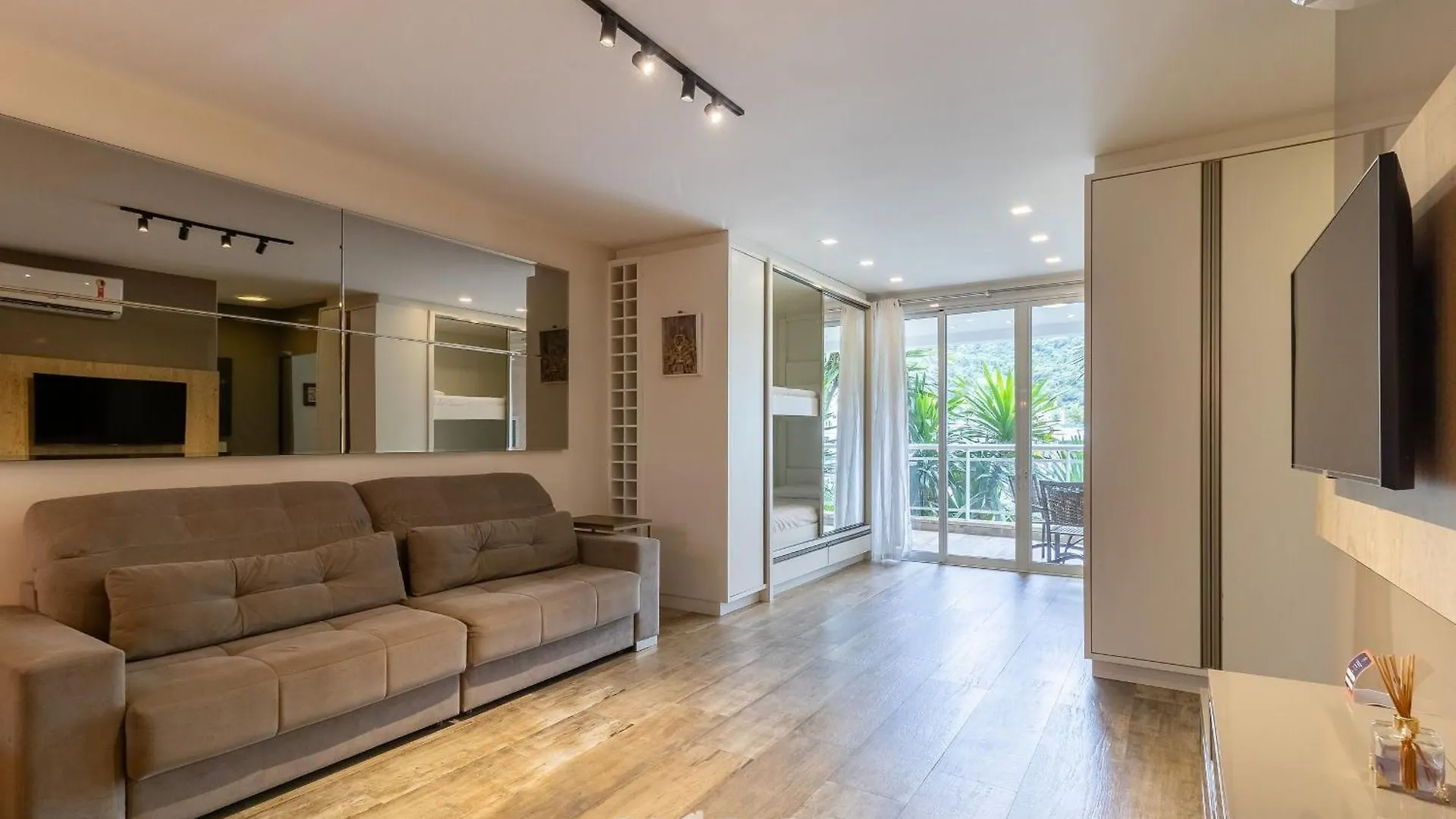 Mhe - Apartamentos Proximos A Praia Floripa/Sc Florianópolis